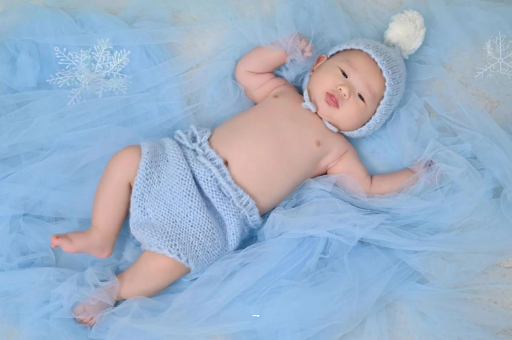 阿勒泰2岁宝宝喝酸奶